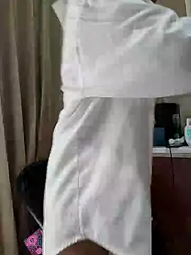 Stripchat Sex Cam for Little_suzy5