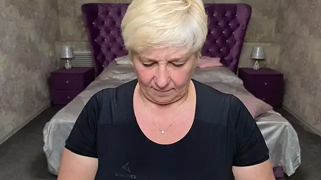 Stripchat Sex Cam for Milana_Milky