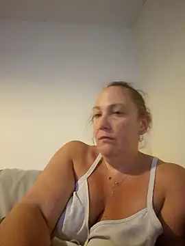 Stripchat Sex Cam for Wisie_Cutie
