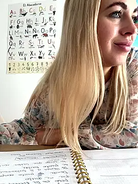 Stripchat Sex Cam for streetdoll