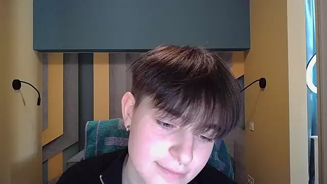 Stripchat Sex Cam for EmiliaYours