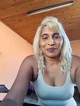 Stripchat Sex Cam for Goodgirlsue_77