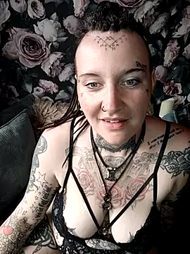 Stripchat Sex Cam for TatooShieldmaid94